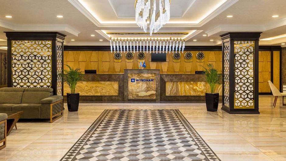 Wyndham Baku Lobby