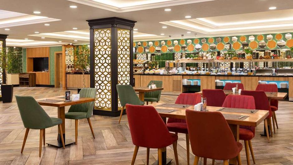 Wyndham Baku Restaurant