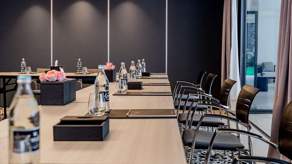 Kwetu Nairobi-Curio Collection by Hilton Meeting