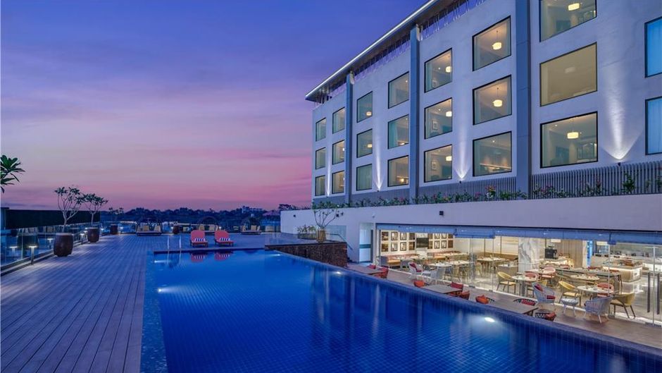 Hilton Garden Inn Jabalpur Pool