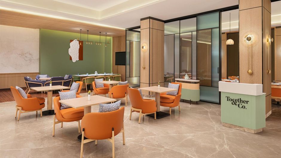 Hilton Garden Inn Surat City Centre Restaurant