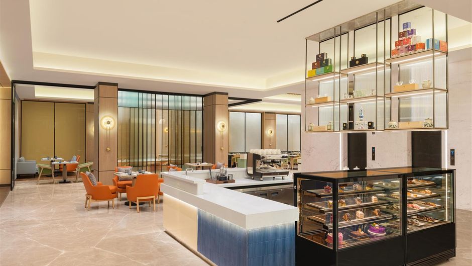 Hilton Garden Inn Surat City Centre Restaurant