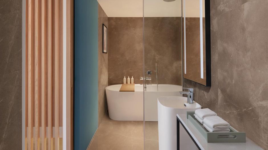 Hilton Garden Inn Surat City Centre Room