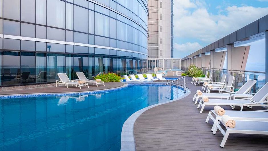 Hilton Kinshasa Pool