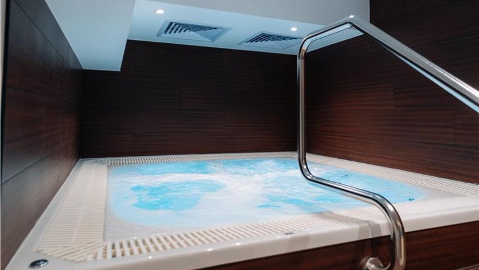 Urban Hotel Spa