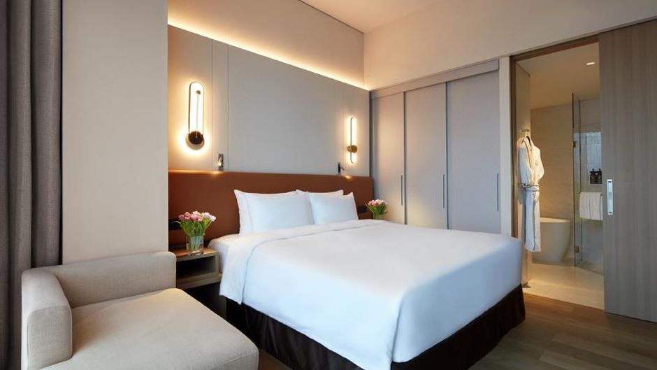 Momentus Hotel Alexandra Suite