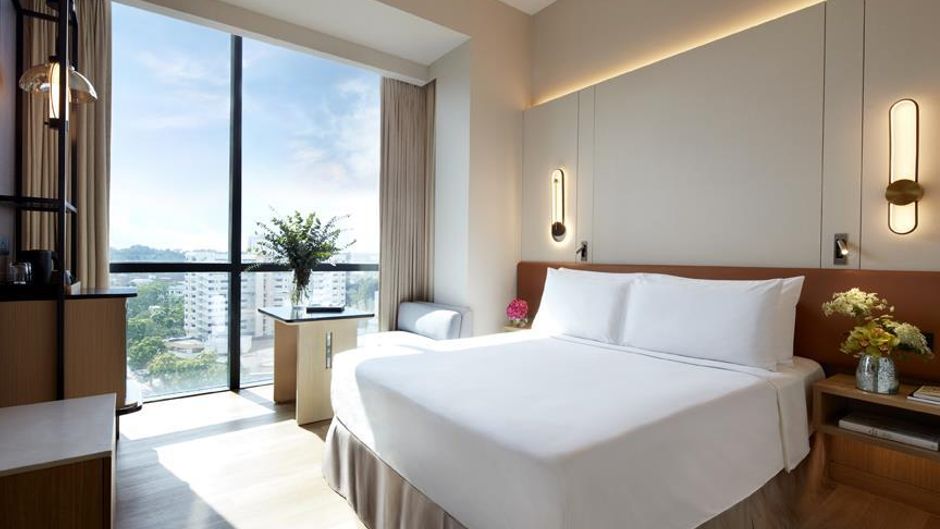 Momentus Hotel Alexandra Room