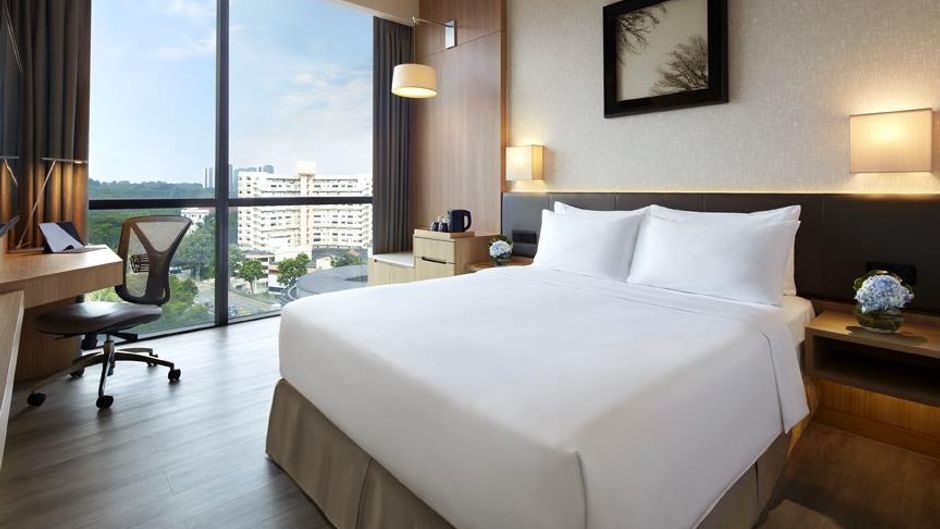 Momentus Hotel Alexandra Room