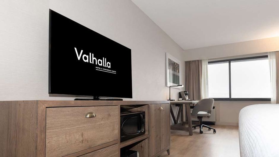 Valhalla Inn Thunder Bay Room