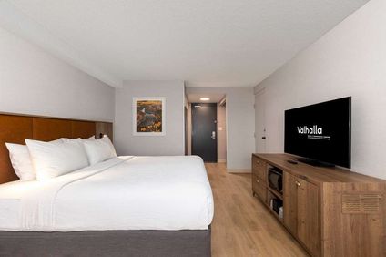 Valhalla Inn Thunder Bay