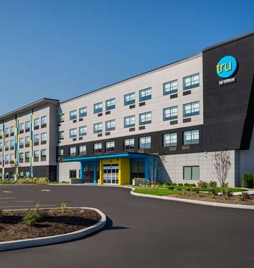 Tru by Hilton Merrillville