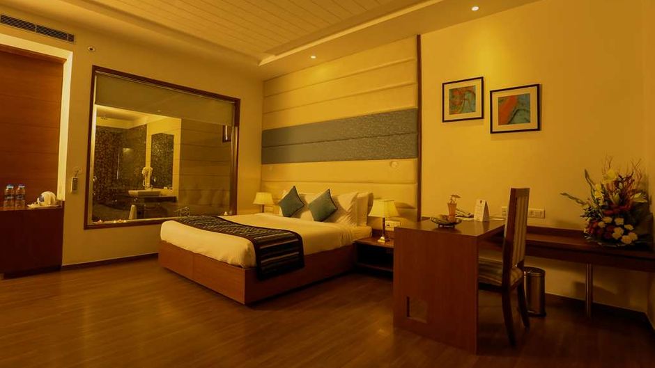Best Western Country Woods Ambala Suite
