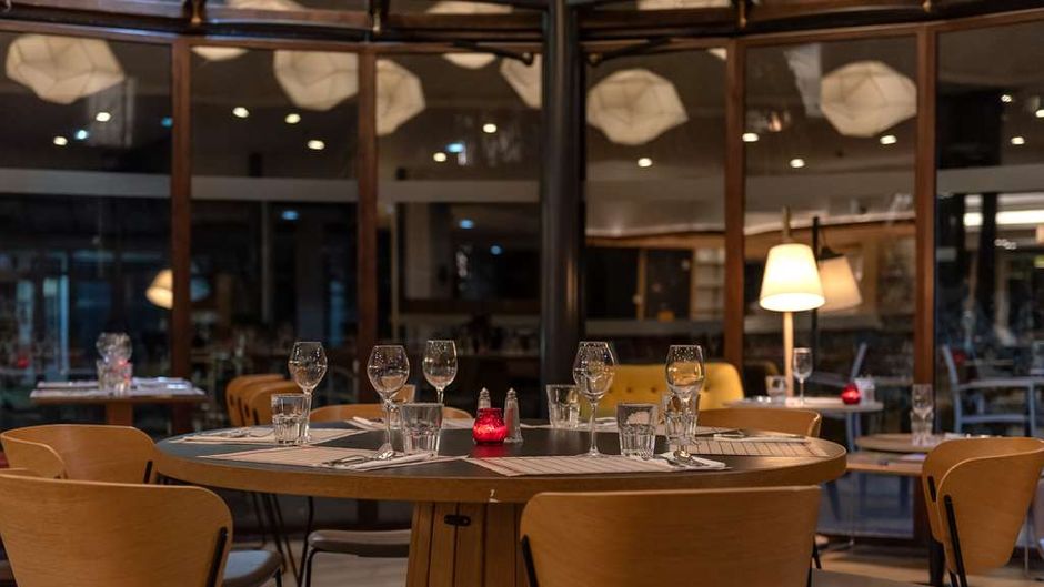 DoubleTree by Hilton Paris Bougival Restaurant