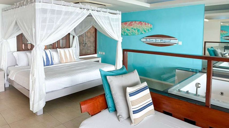 Zenmaya Oceanfront Phuket, Trademark Col Room