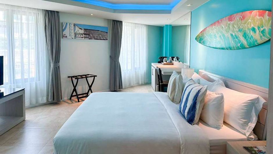 Zenmaya Oceanfront Phuket, Trademark Col Room
