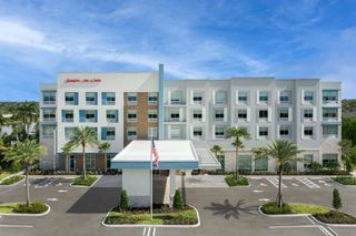 Hampton Inn and Suites Naples