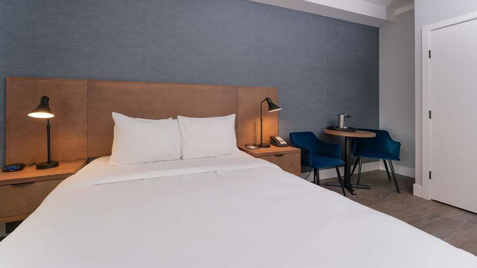 Prestige Kamloops Hotel Room