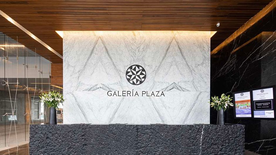 Hotel Galeria Plaza Monterrey Lobby