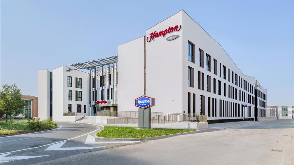 Hampton by Hilton Venice Exterior