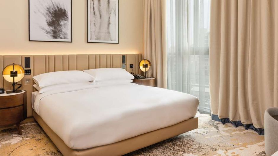 Embassy Suites by Hilton Doha Old Town Room