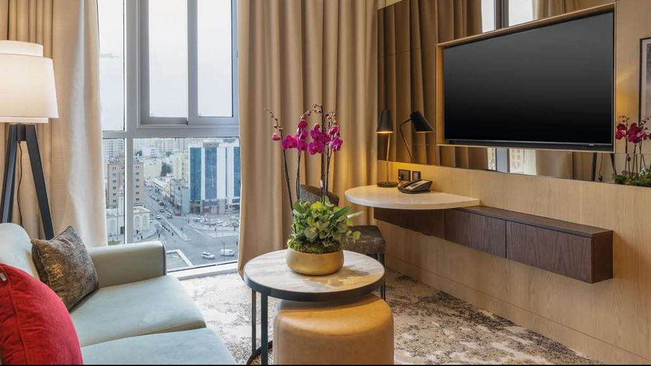 Embassy Suites by Hilton Doha Old Town Room
