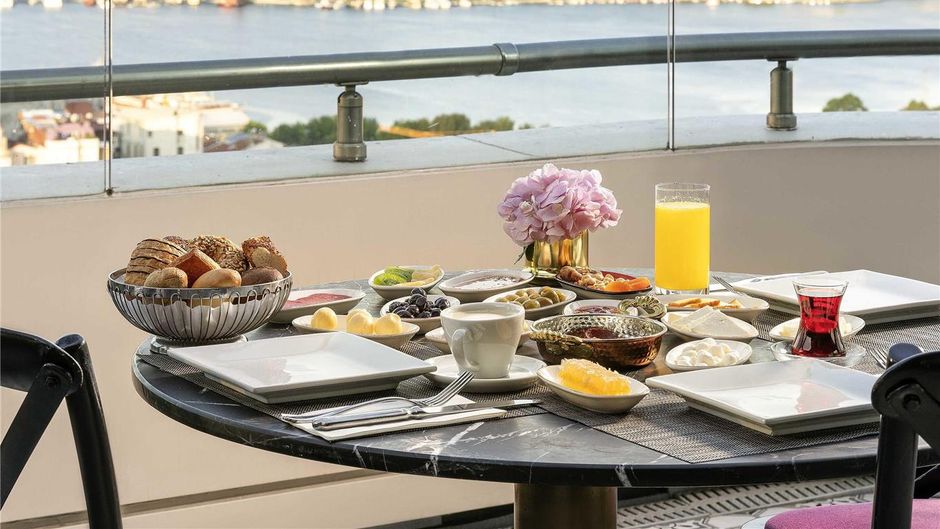 Rixos Pera Istanbul Exterior