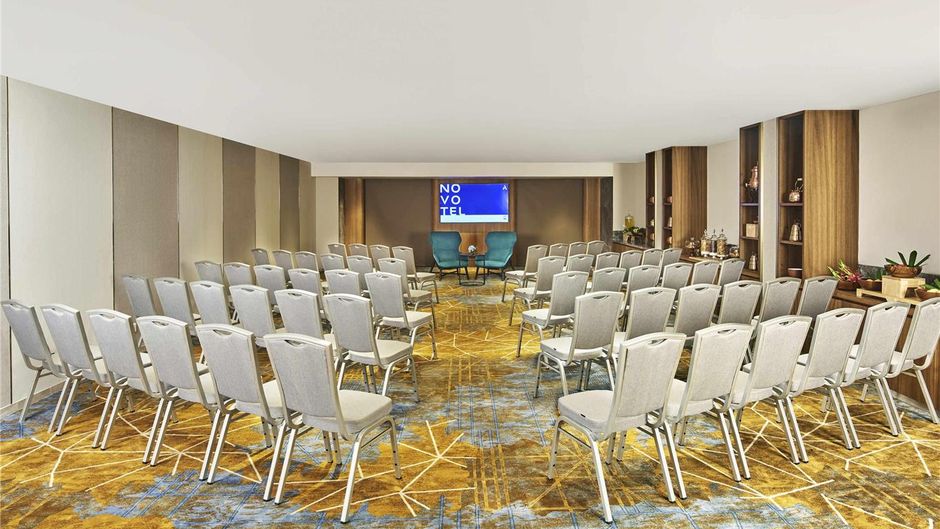 Novotel Mumbai International Airport Meeting