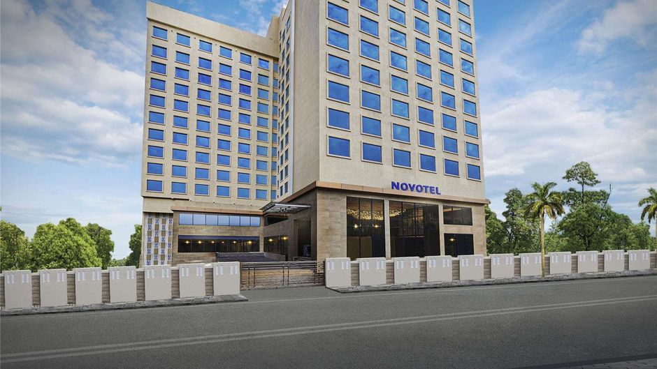Novotel Mumbai International Airport Exterior