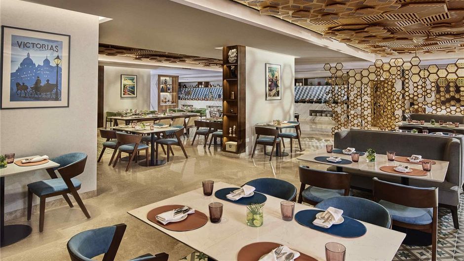 Novotel Mumbai International Airport Restaurant