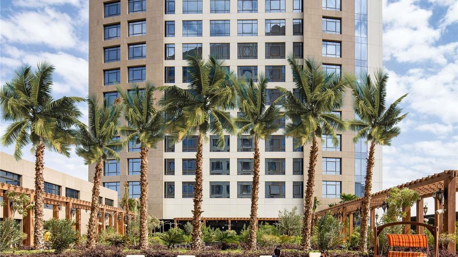 Moevenpick Hotel and Apt Riyadh Exterior
