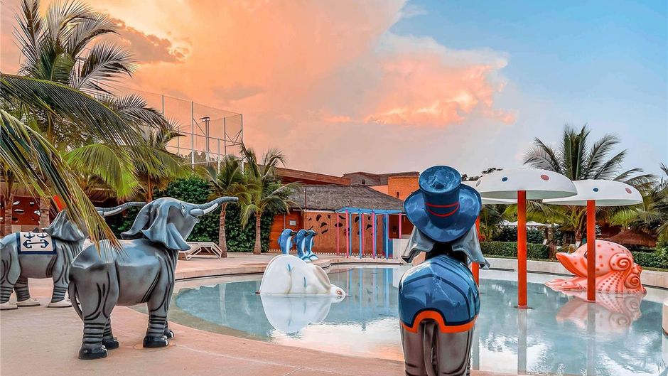 Movenpick Resort Lamantin Saly Exterior
