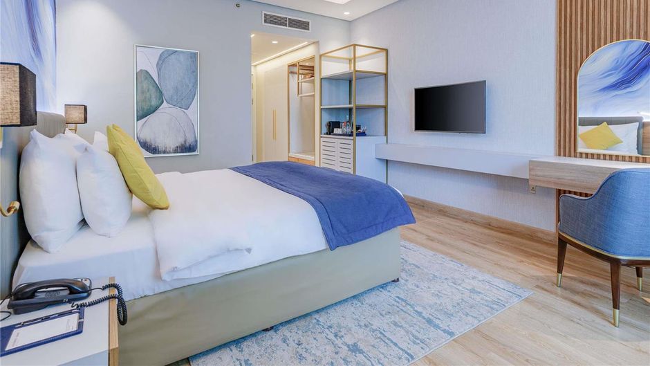 Moevenpick Grand Al Bustan Dubai Room