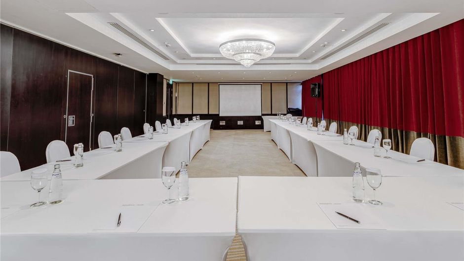 Moevenpick Grand Al Bustan Dubai Meeting