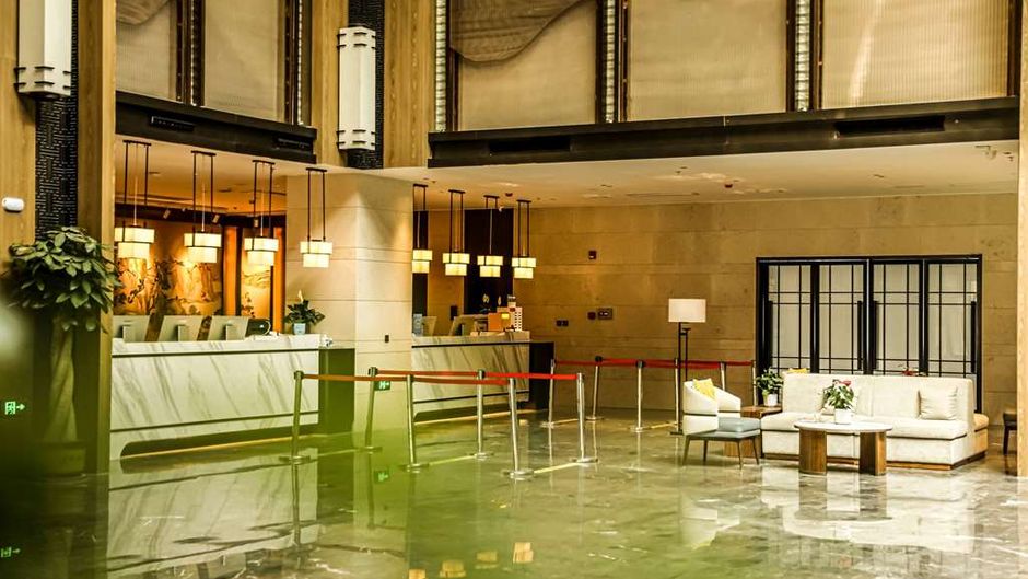 Howard Johnson Bole Plaza Chengwu Lobby