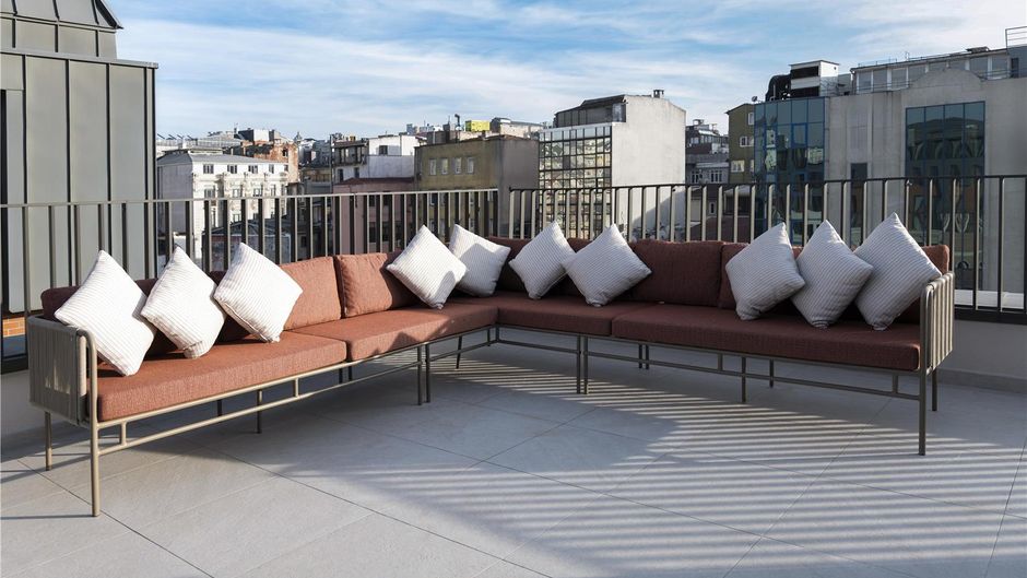 Canopy Istanbul Taksim Exterior