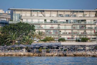 Royal Hotel
