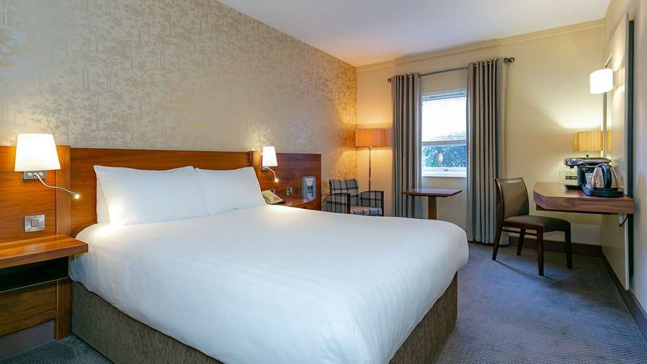 Cedar Court Wakefield Hotel Room