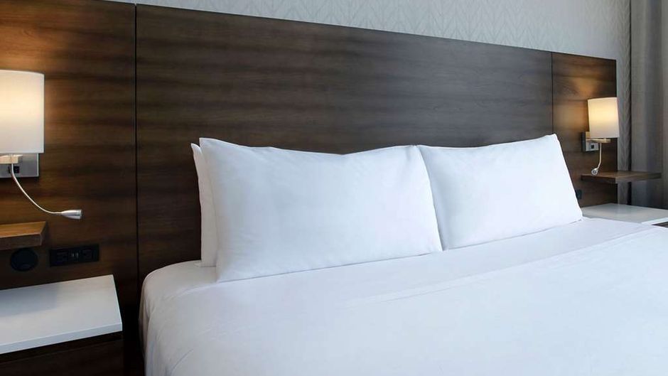 Great Blue Heron Casino and Hotel Room