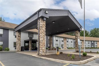 SureStay Plus Best Western Fremont I-69