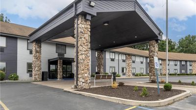 SureStay Plus Best Western Fremont I-69