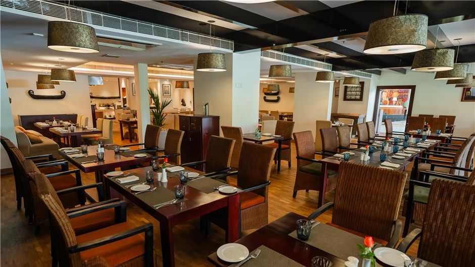 The Leela Ashtamudi, A Raviz Hotel Restaurant