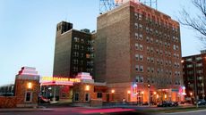 Ambassador Hotel, Trademark Collection