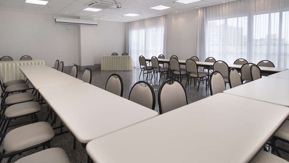Tulip Inn Vila Velha Meeting