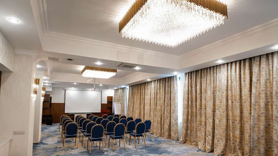 Best Western Plus Oskemen Meeting