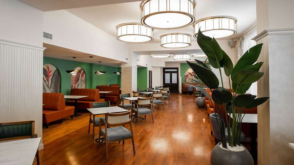 Best Western Plus Oskemen Restaurant