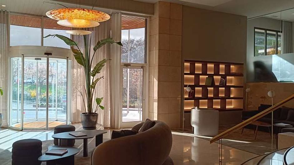 Best Western Premier CMC Girona Lobby