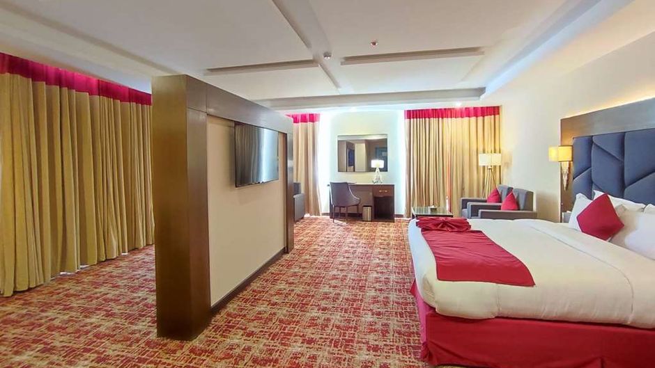 Ramada by Wyndham Lower Topa Resort Suite