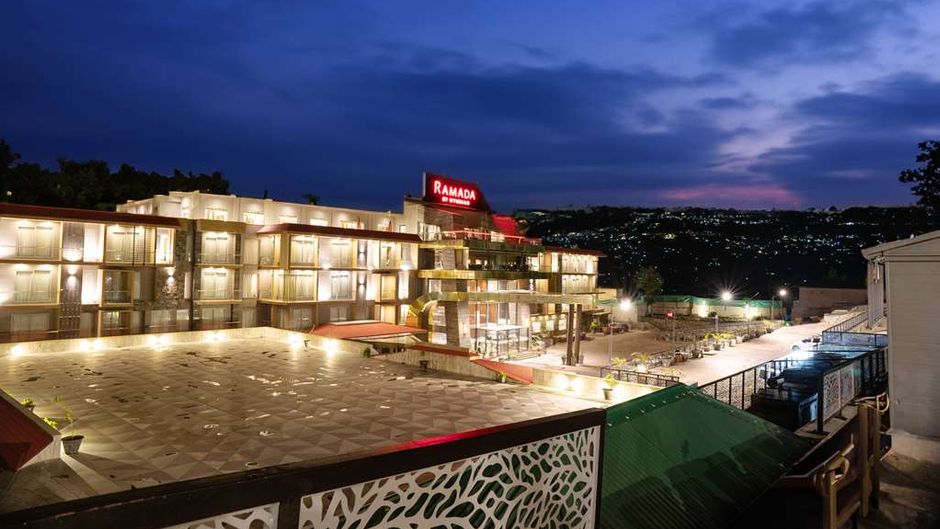 Ramada by Wyndham Lower Topa Resort Exterior