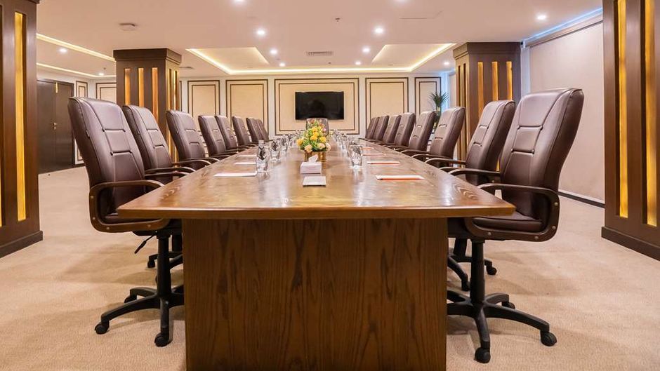 Ramada by Wyndham Lower Topa Resort Meeting