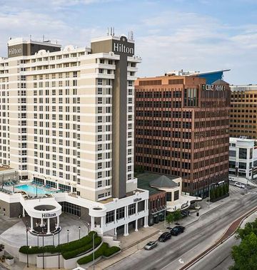 Hilton Kansas City Country Club Plaza
